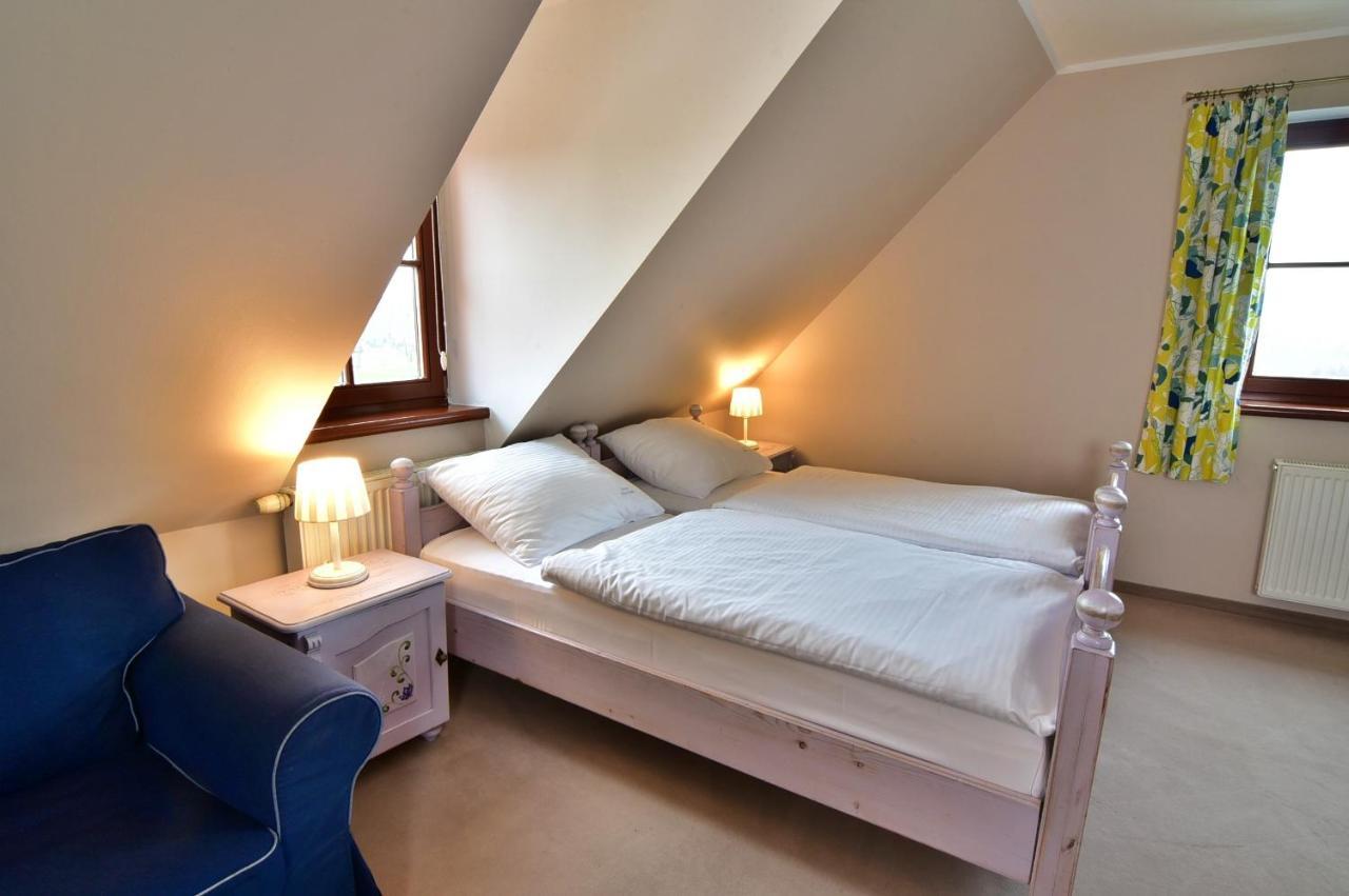 Gosciniec Nowa Wioska Bed & Breakfast Walbrzych Exterior photo