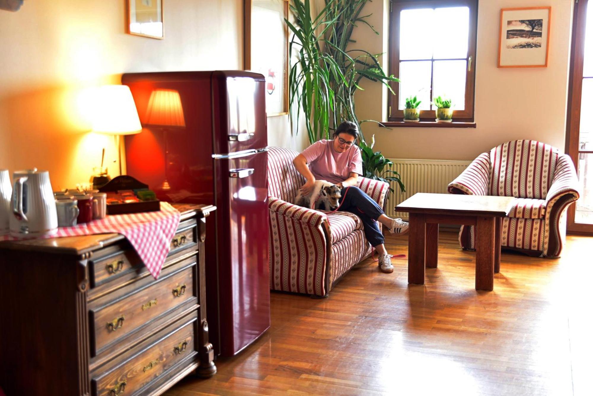 Gosciniec Nowa Wioska Bed & Breakfast Walbrzych Exterior photo